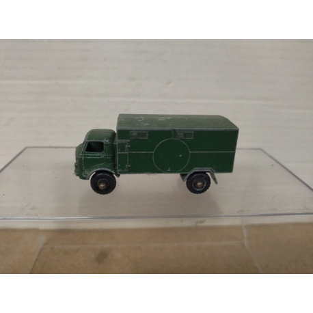 FORD 3-Ton AMBULANCE MILITARY LESNEY 63 1:100/apx 1:64 MATCHBOX NO BOX