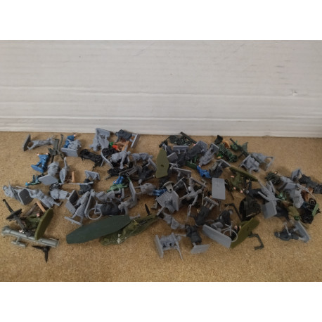 LOTE SOLDADOS PLASTICO MIXTO 1:72 ? NO BOX