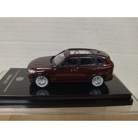 BMW X5 G05 AMETRINE LHD 1:64 PARA64