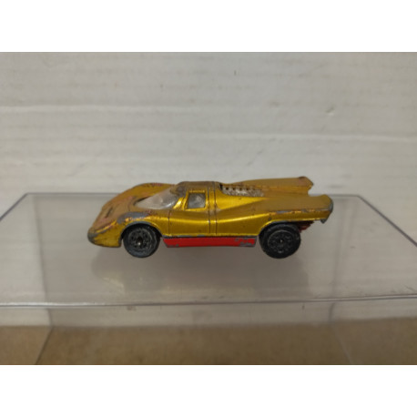 PORSCHE 917 RACING GOLD 1:64 apx CORGI WHIZZWHEELS NO BOX
