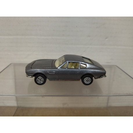 ASTON MARTIN DBS SILVER/GREY 1:64 apx CORGI WHIZZWHEELS NO BOX