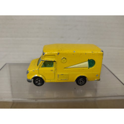 FOURGON (FORD E-350) ICE CREAM YELLOW (1) 1:67/apx 1:64 MAJORETTE 224/259 NO BOX