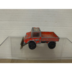 MERCEDES-BENZ UNIMOG SNOWPLOUGH RED (2) 1:82/apx 1:64 MAJORETTE 259 NO BOX