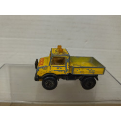 MERCEDES-BENZ UNIMOG SNOWPLOUGH YELLOW (2) 1:82/apx 1:64 MAJORETTE 259 NO BOX