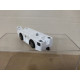 INTERNATIONAL AIRPORT TOWING TRACTOR /apx 1:64 WELLY NO BOX