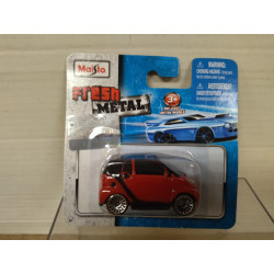 SMART FORTWO RED/BLACK apx 1:64 MAISTO FRESH