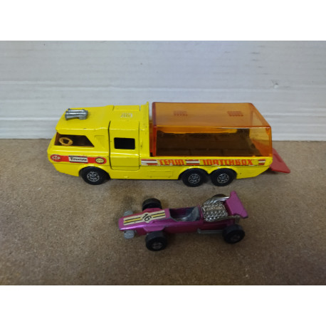 RACING CAR TRANSPORTER + FORMULA F1 SUPER KING K-7 1:55/apx 1:64 MATCHBOX