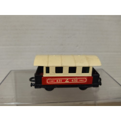 PASSENGER COACH 431/432 (2) MB44 1:102/apx 1:64 MATCHBOX NO BOX
