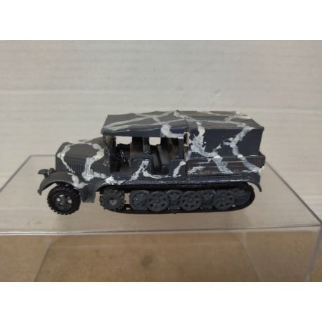 Sd.Kfz.7 ZUGKRAFTWAGEN 8-Ton GERMANY 1:72 TRANSKIT/REPINTADO NO BOX