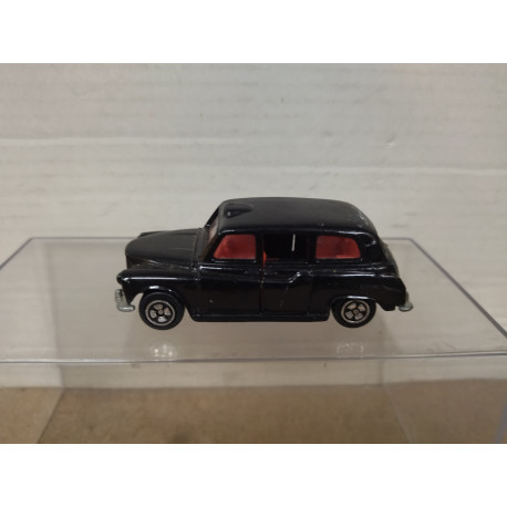 AUSTIN LONDON TAXI (3) apx 1:64 CORGI NO BOX