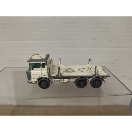 DAF GIRDER TRUCK (2) LESNEY 58 1:94/apx 1:64 MATCHBOX NO BOX