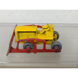 CATERPILLAR D8 BULLDOZER LESNEY 18 (5) /apx 1:64 MATCHBOX NO BOX