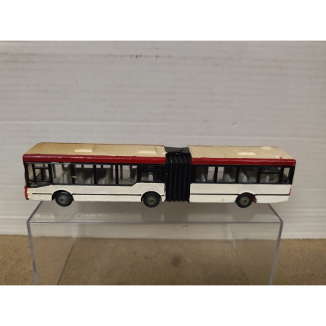 AUTOBUS ARTICULADO TMB TRANSKIT 1:87 H0 SIKU DESGUACE/SUCIO/NO BOX