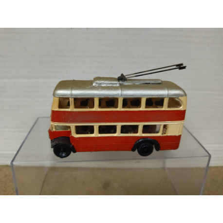 ROUTEMASTER TROLEBUS RED REPINTADO TRANSKIT 1:87 H0 EKO NO BOX/SUCIO