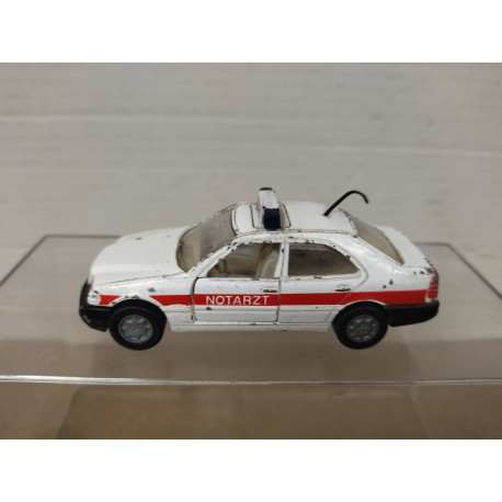 MERCEDES-BENZ W202 C220 NOTARZT (2) 1:55/apx 1:64 SIKU 1339 NO BOX