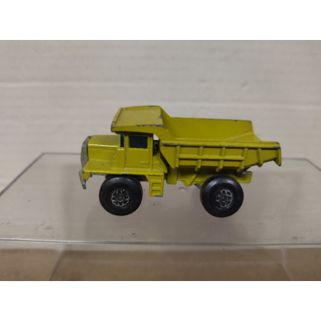 MACK DUMP TRUCK YELLOW SUPERFAST 28 (2) 1:118/apx 1:64 MATCHBOX NO BOX