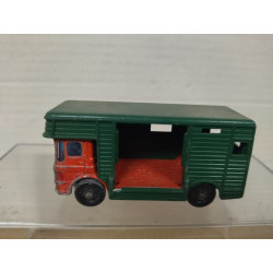 HORSE-BOX RED/GREEN SUPERFAST 17 1:92/apx 1:64 MATCHBOX NO BOX
