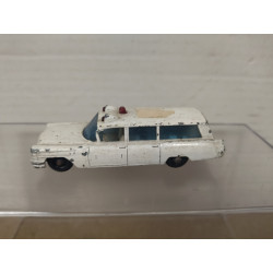 S & S CADILLAC AMBULANCE LESNEY 54 (4) 1:87/apx 1:64 MATCHBOX NO BOX