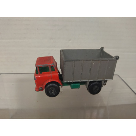 GMC SERIE L TIPPER LESNEY 26 (5) 1:86/apx 1:64 MATCHBOX NO BOX