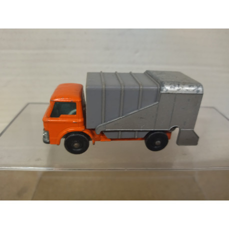 FORD D-SERIES REFUSE TRUCK ORANGE LESNEY 7 (3) 1:85/apx 1:64 MATCHBOX NO BOX