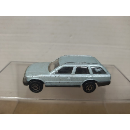 MERCEDES-BENZ W124 300 TE BREAK BLUE/SILVER 1:63/apx 1:64 MAJORETTE 250 NO BOX