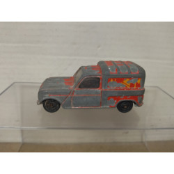RENAULT 4 L FOURGONNETTE POMPIERS (2) 1:55/apx 1:64 MAJORETTE 230 NO BOX