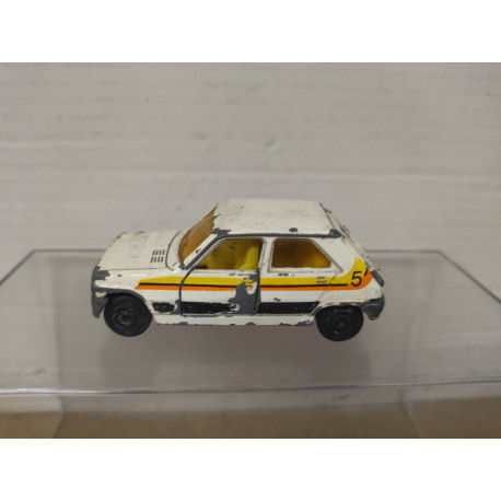 RENAULT 5 (5-DOORS) WHITE 1:51/apx 1:64 MAJORETTE 280 NO BOX