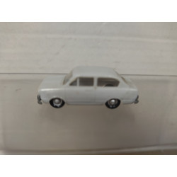 SEAT 850 BERLINA GRIS CLARO (FIAT 850) 1:87 H0 EKO BOX VINTAGE