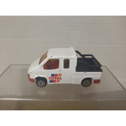 FORD TRANSIT PICKUP GRUA (4) TOTAL 1:60/apx 1:64 MAJORETTE 243 NO BOX
