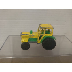 TRACTOR AMARILLO/VERDE (3) 1:65/apx 1:64 MAJORETTE 208 NO BOX