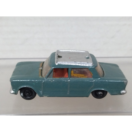 FIAT 1500 REPINTADO LESNEY 56 (6) 1:64/apx 1:64 MATCHBOX NO BOX