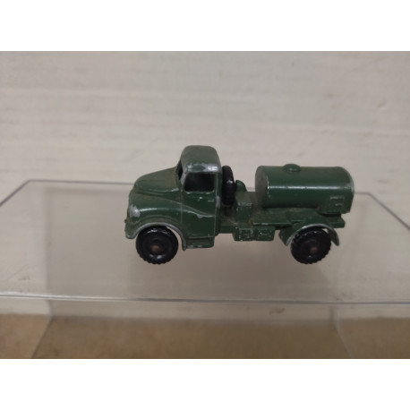 AUSTIN 200 GALLON WATER TRUCK MILITARY LESNEY 71 (2) 1:87/apx 1:64 MATCHBOX NO BOX