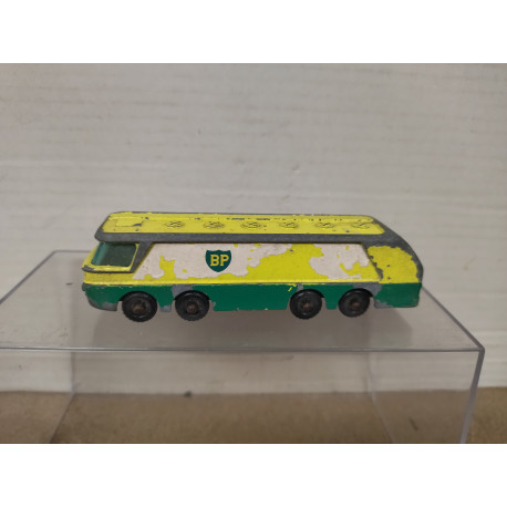 AUTOTANKER BP M-1 (4) 1:89/apx 1:64 MATCHBOX NO BOX