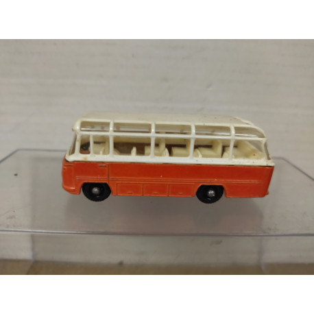 MERCEDES-BENZ COACH ORANGE LESNEY 68 (2) 1:90/apx 1:64 MATCHBOX NO BOX