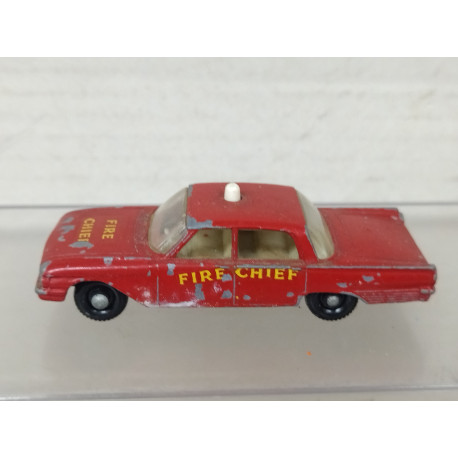 FORD FAIRLANE FIRE CHIEF´S CAR LESNEY 59 1:80/apx 1:64 MATCHBOX NO BOX