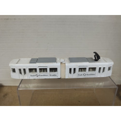 TRANVIA ARTICULADO/ARTICULATED TRAMWAY apx 1:64 SIKU 1615 NO BOX