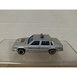VOLVO 760 ROAD SERVICE apx 1:64 PILEN NO BOX