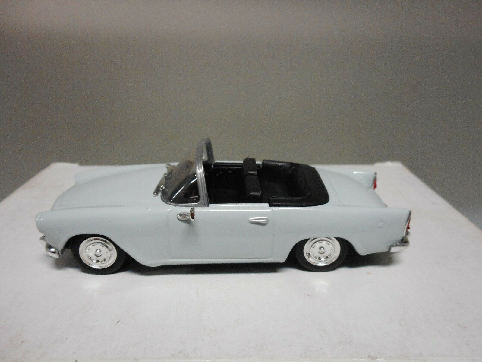 SIMCA Aronde P60 Océane 1960 Noire 1/87 NOREV