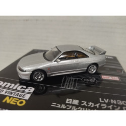 NISSAN SKYLINE GT-R R33 NURBURGRING 1:64 TOMICA LIMITED VINTAGE NEO LV-N308b
