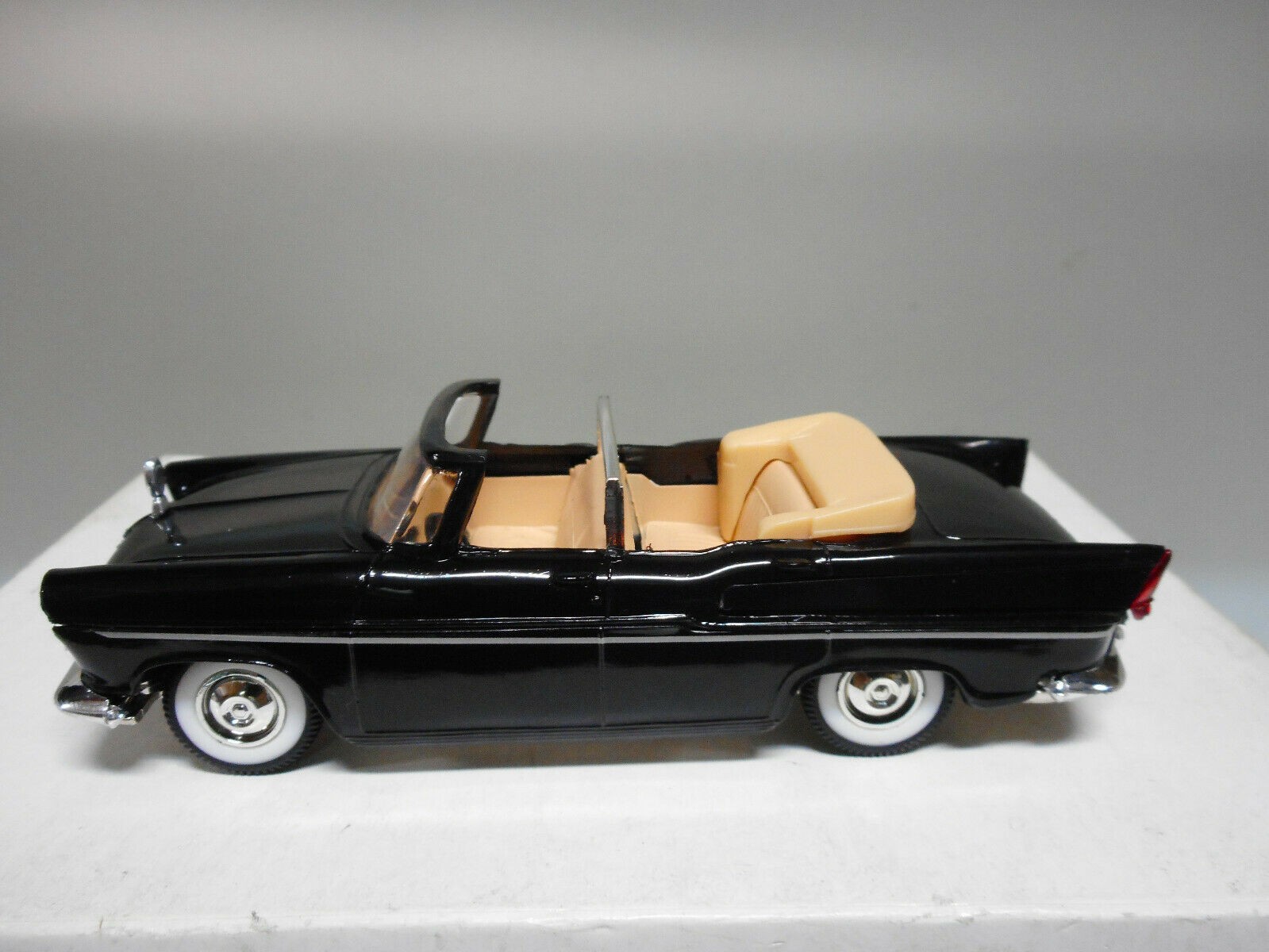 Simca Collection - 1:43 - Simca Présidentielle (1959) + - Catawiki