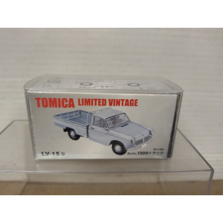 DATSUN 1200 TRUCK WHITE 1:64 TOMICA LIMITED VINTAGE LV-15b