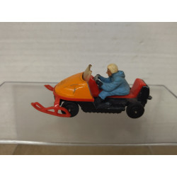 AMF SKI-DADDLER RED SNOWMOBILE (4) apx 1:64 CORGI WHIZZWHEELS NO BOX
