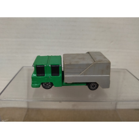 REFUSE/GARBAGE TRUCK CAMION BASURA GREEN apx 1:64 CORGI NO BOX
