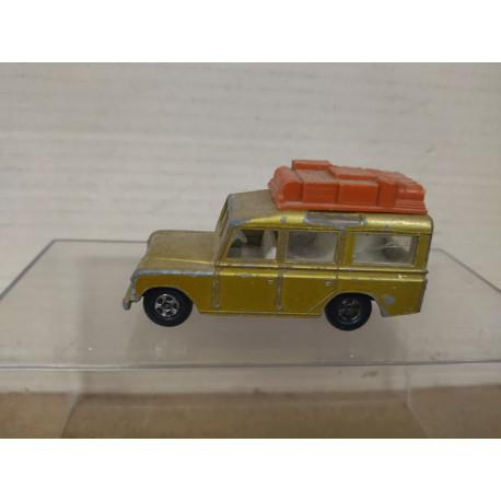 LAND ROVER 109 SAFARI GOLD LESNEY 12 (4) 1:72/apx 1:64 MATCHBOX NO BOX