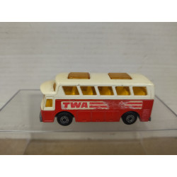 AIRPORT COACH/BUS TWA SUPERFAST 65 1:98/apx 1:64 MATCHBOX NO BOX
