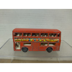 THE LONDONER AUTOBUS LONDON SUPERFAST 17 (2) 1:121/apx 1:64 MATCHBOX NO BOX