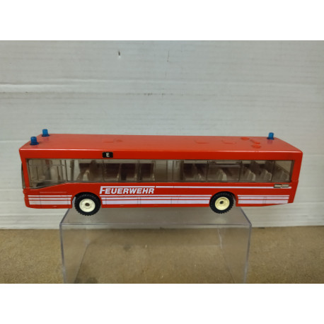 MERCEDES-BENZ O 405 AUTOBUS FEUERWEHR 1:55 SIKU 2927 NO BOX