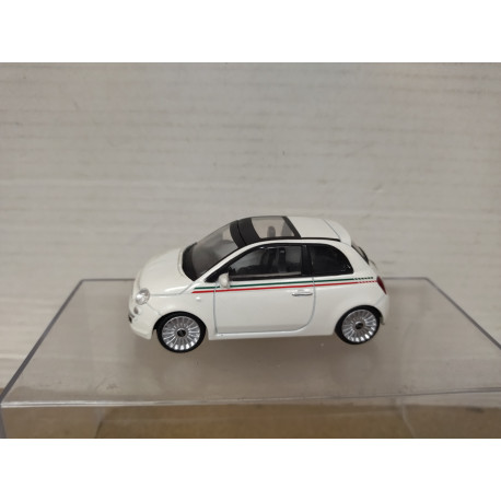 FIAT 500 WHITE 1:43 MONDO MOTORS NO BOX