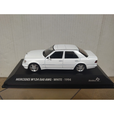 MERCEDES-BENZ W124 E500 1994 E60 AMG SIGNAL WHITE 1:43 SOLIDO S4313205 SD