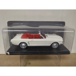 FORD MUSTANG CONVERTIBLE 1965 WHITE MEXICO 1:24 SALVAT IXO